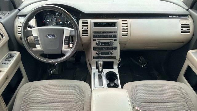 2010 Ford Flex SE