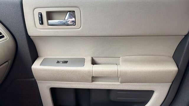2010 Ford Flex SE