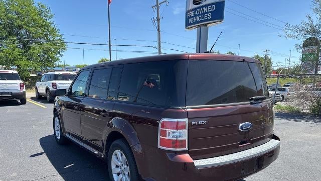 2010 Ford Flex SE