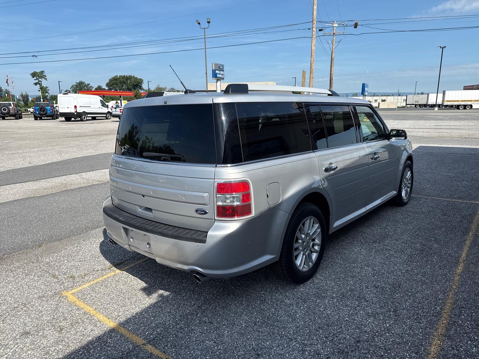 2019 Ford Flex - $17,000