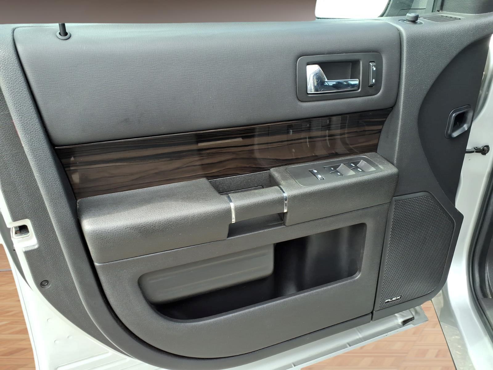 2019 Ford Flex - $17,000