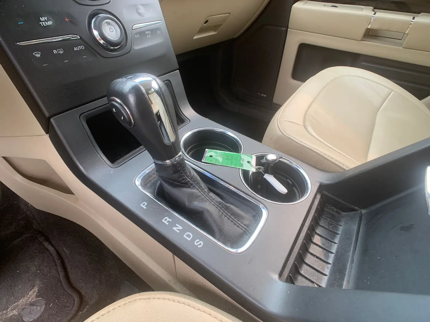 2019 Ford Flex - $15,998