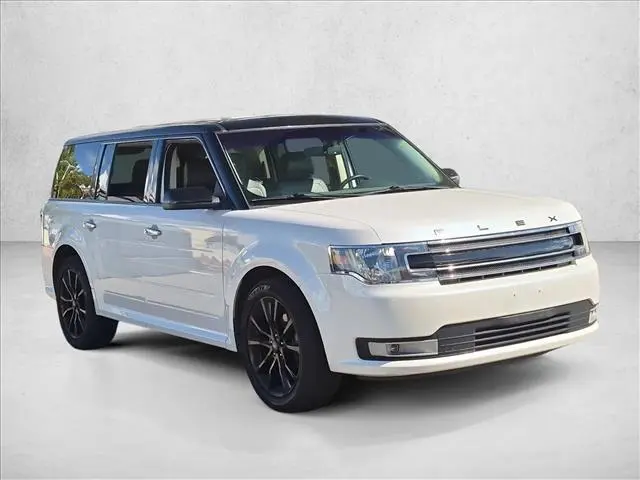 2017 Ford Flex - $15,917