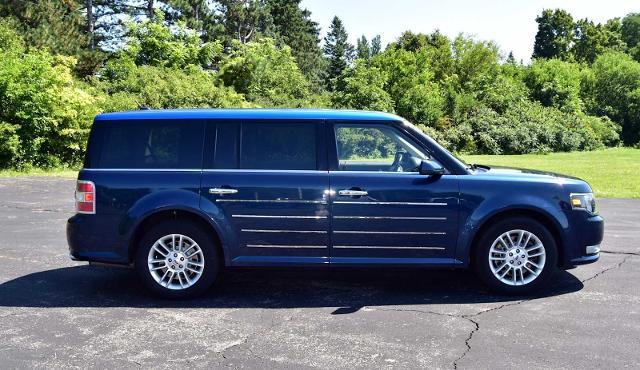 2017 Ford Flex SEL — photo 1 of 24
