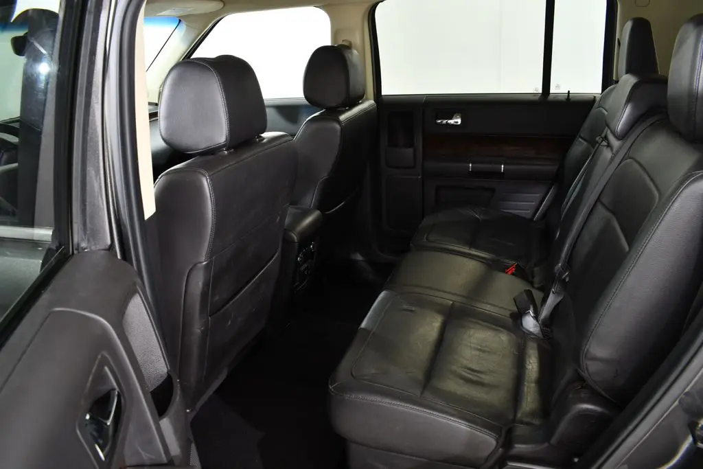 2019 Ford Flex - $10,355