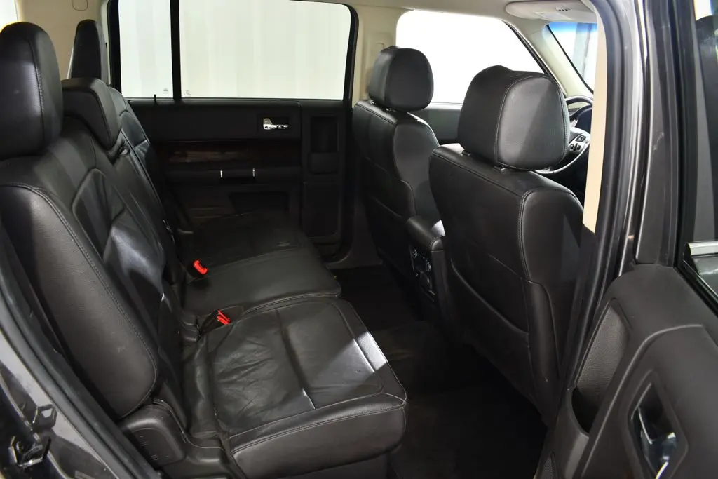 2019 Ford Flex - $10,355