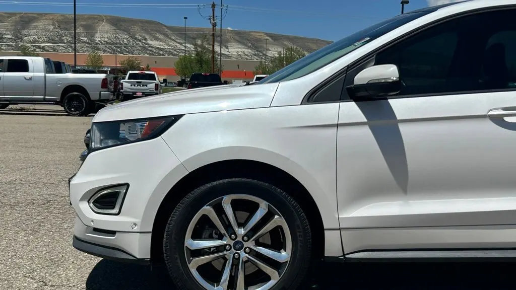 2015 Ford Edge Sport