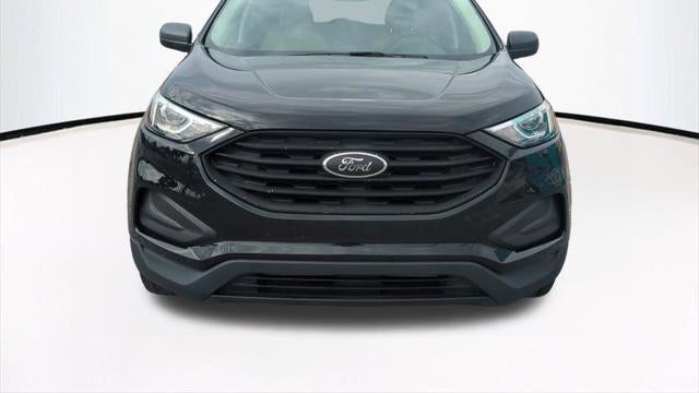 2021 Ford Edge SE