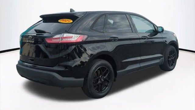 2021 Ford Edge SE