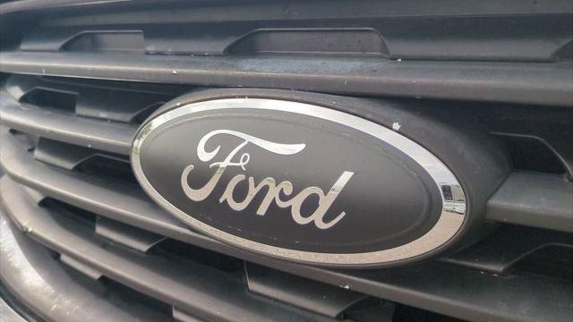 2021 Ford Edge SE