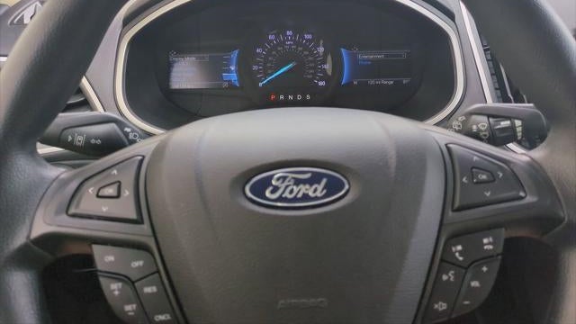 2021 Ford Edge SE