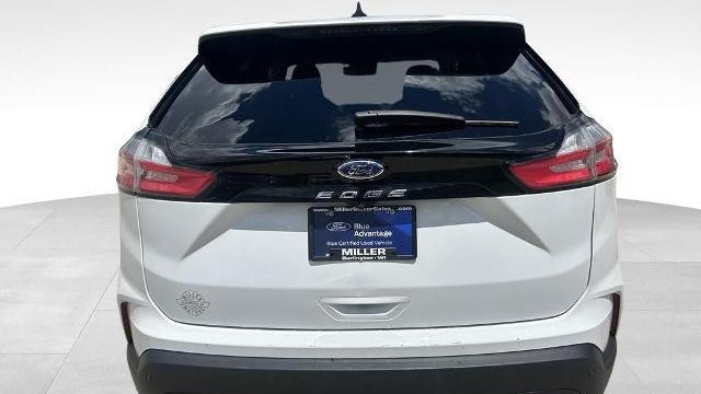 2021 Ford Edge SE