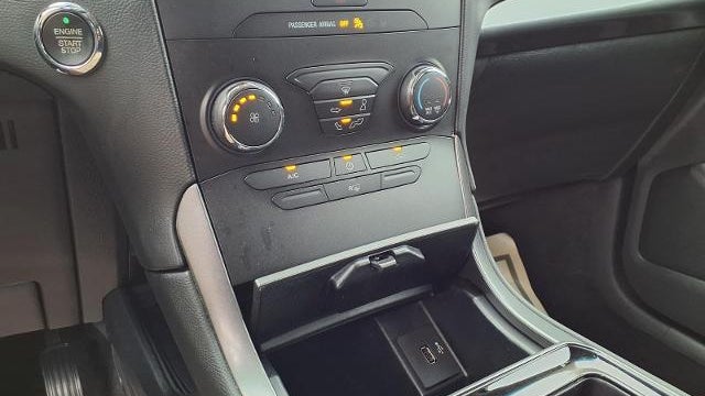 2019 Ford Edge SE