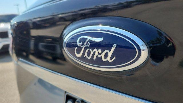 2020 Ford Edge SE