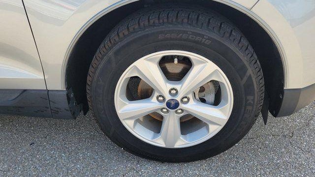 2020 Ford Edge SE