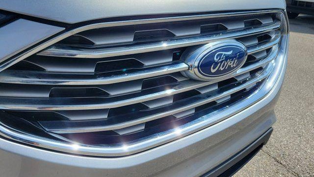 2020 Ford Edge SE