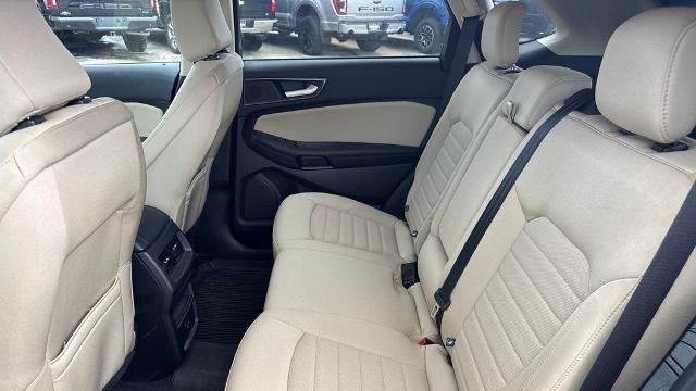 2021 Ford Edge SE