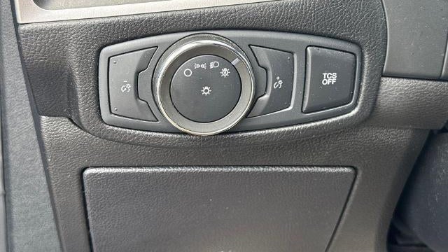 2021 Ford Edge SE