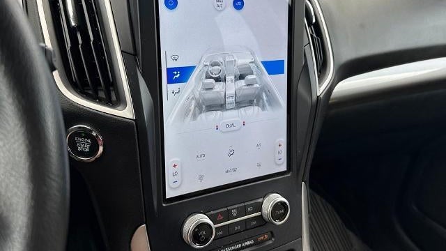 2021 Ford Edge SE