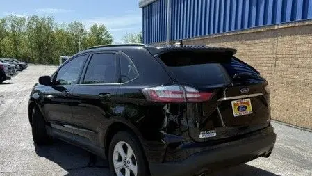 2020 Ford Edge SE