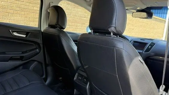2020 Ford Edge SE
