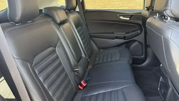 2020 Ford Edge SE