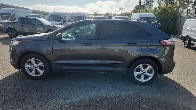 2020 Ford Edge SE