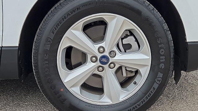 2021 Ford Edge SE