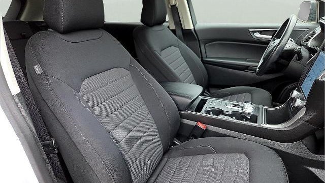 2021 Ford Edge SE
