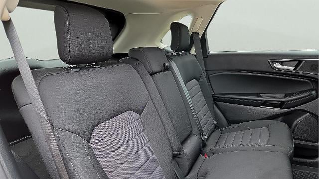2021 Ford Edge SE