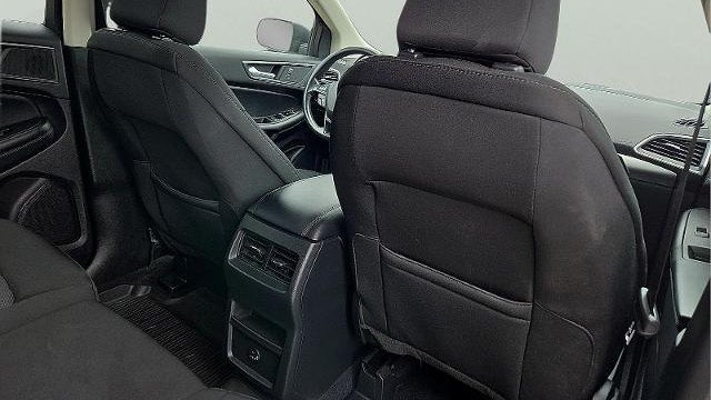 2021 Ford Edge SE