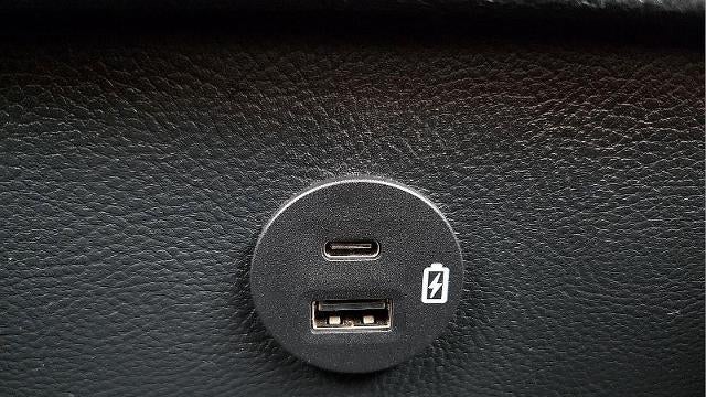 2021 Ford Edge SE