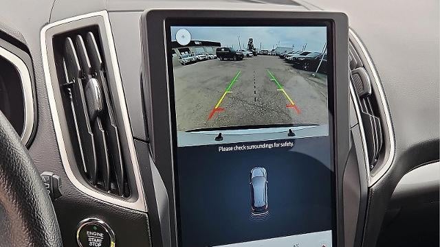 2021 Ford Edge SE