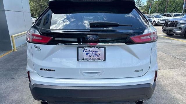 2020 Ford Edge SE