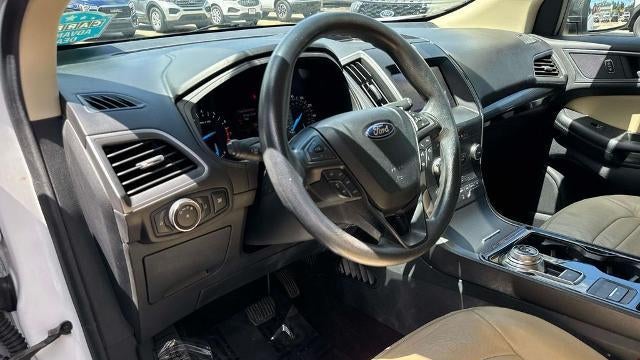 2020 Ford Edge SE