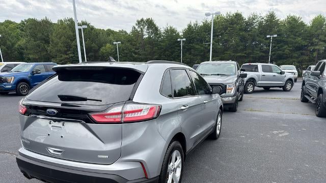 2020 Ford Edge SE