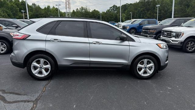 2020 Ford Edge SE