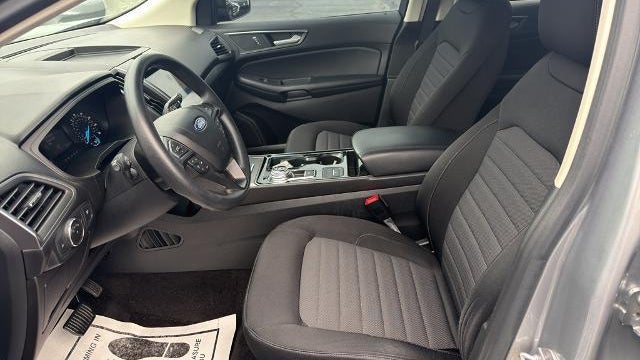2020 Ford Edge SE