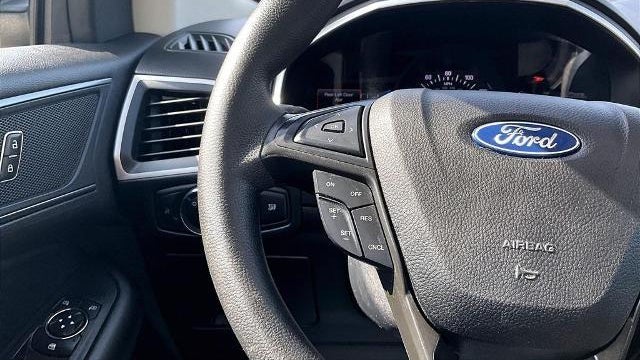 2021 Ford Edge SE