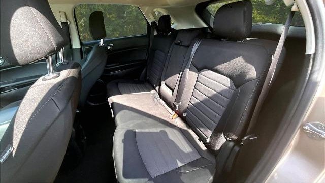 2021 Ford Edge SE