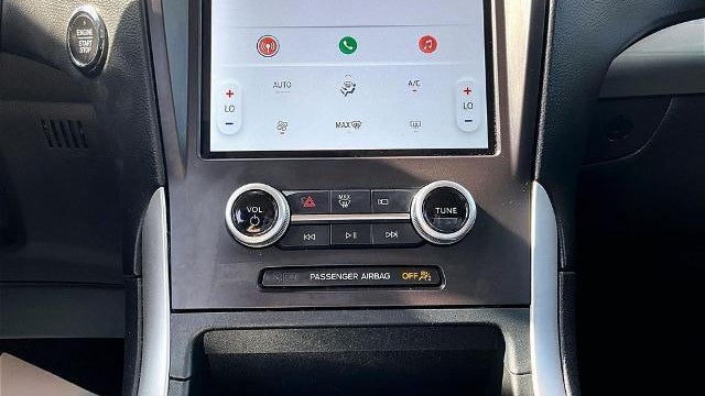 2021 Ford Edge SE