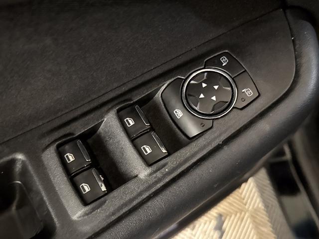 2018 Ford Edge - $12,900