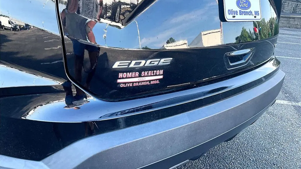 2019 Ford Edge SE