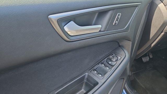 2019 Ford Edge SE