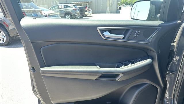 2021 Ford Edge SE