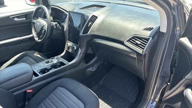 2021 Ford Edge SE