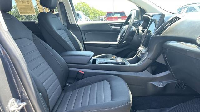 2021 Ford Edge SE