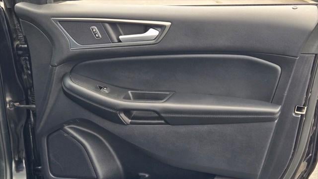 2021 Ford Edge SE