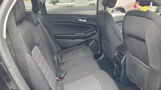 2021 Ford Edge SE