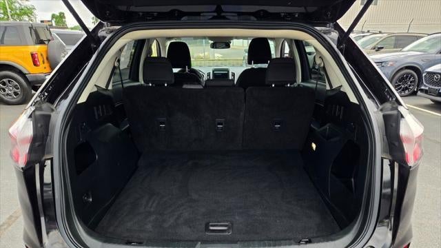 2021 Ford Edge SE